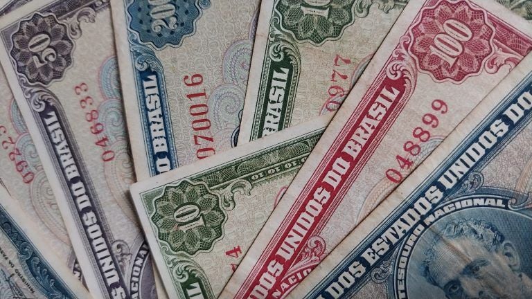 Brazilian bank notes